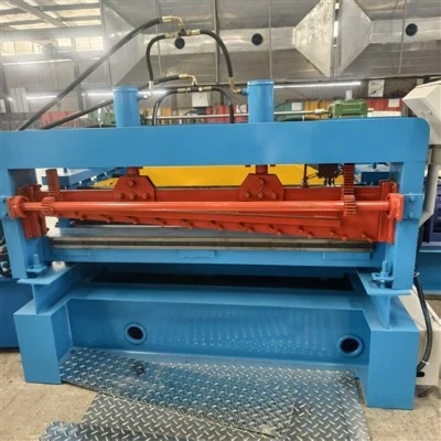 Giải pháp dây chuyền sản xuất kết hợp: Máy dập nổi + Cuộn nắp sườn cho các dự...